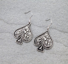 Load image into Gallery viewer, Tooled Spaded Earrings